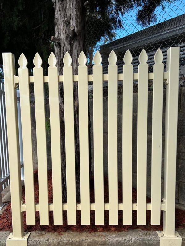 Aluminium Fencing Sydney - Spear head pickets